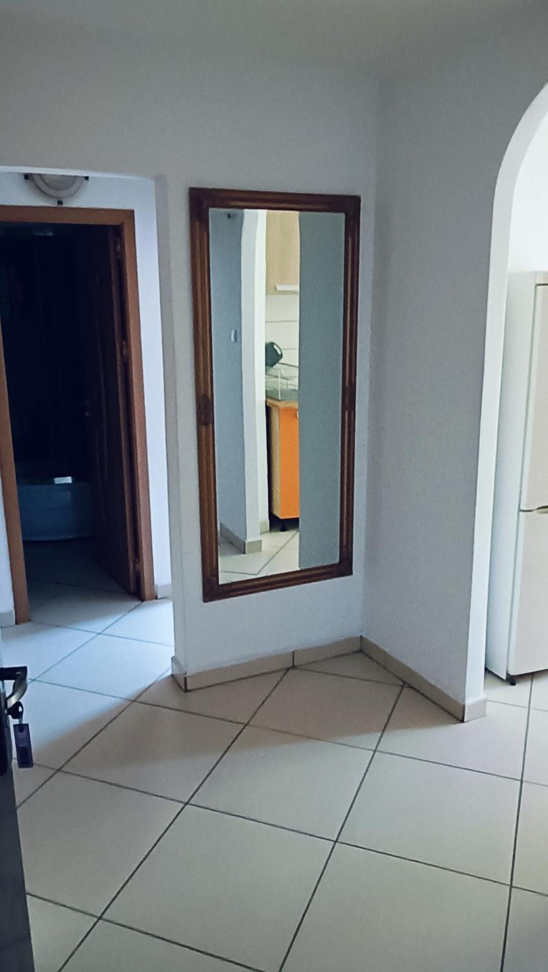 Dana Apartment Pitesti Exterior photo
